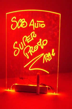 Affiche de comptoir lumineuse clignotante affiche de prix lumineuse clignotante sur comptoir bureau suspendu