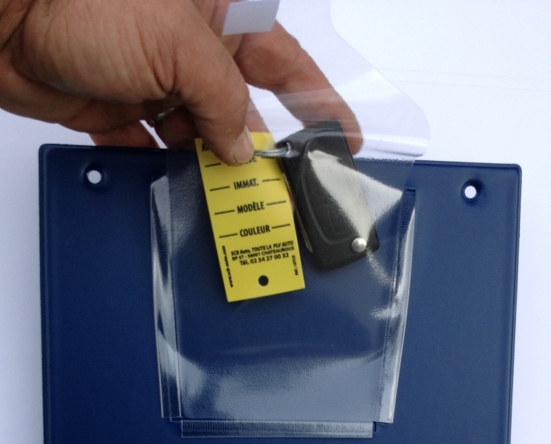 Porte document plastique A4 : Devis sur Techni-Contact - Boite porte- documents Swing