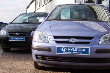 Cache plaque HYUNDAI